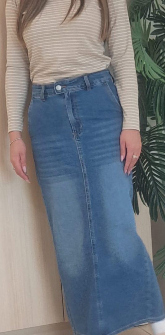 אחרי